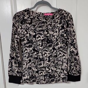 Black and White Patterned Blouse